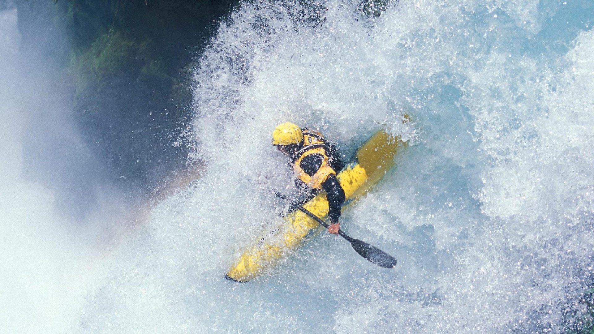 马德里之夜，横滨之光—当伯纳乌的白色吞噬达喀尔，三笘薰在美加墨加冕为王